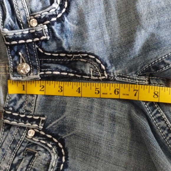 Miss Me Boy Cut Slightly distressed jeans size 27 - Picture 9 of 14